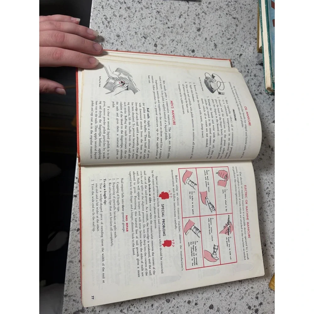 Textbook of Cosmetology Milady Pub.. Corp.‎ 1972 VTG Educational Reference Book